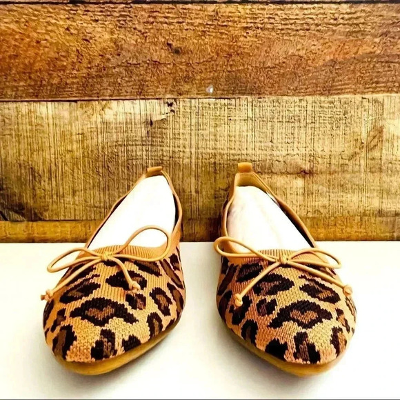 New Vince Camuto Flanna Leopard Washable Knit Ballet Flats - Picture 4 of 11
